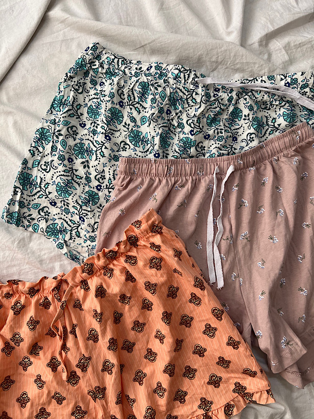 شورتک نخی زنانه کد:۵۹۰